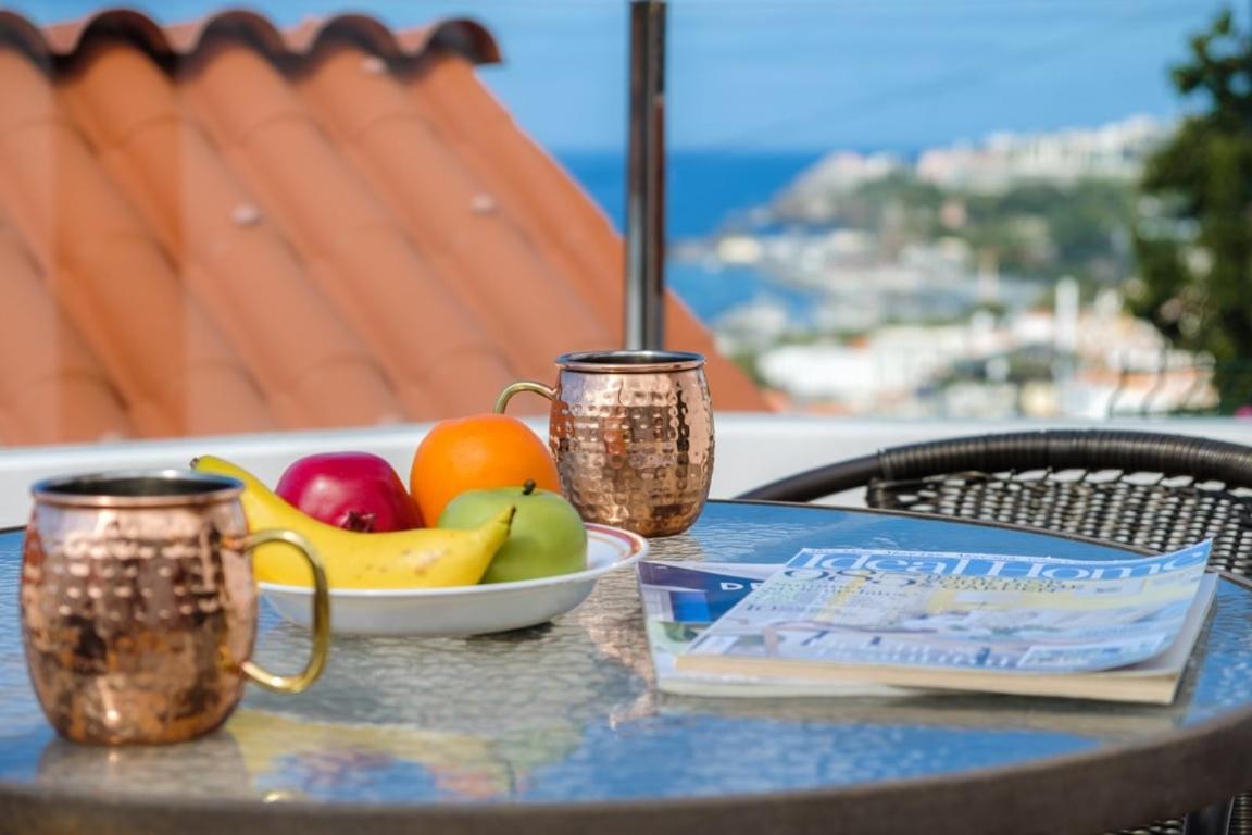 Guestready - An Amazing Blue Ocean View Hotel Funchal  Bagian luar foto